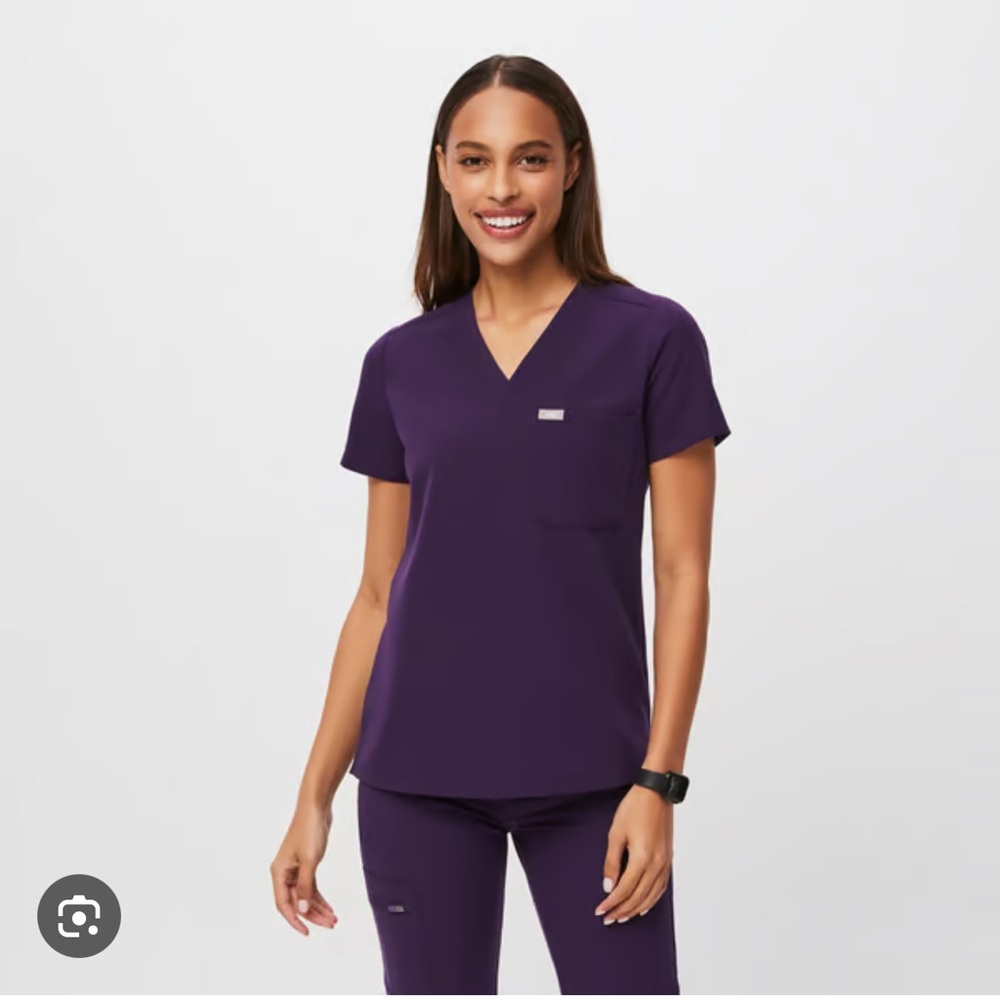 FIGS Catarina top and joggers purple jam limited color XXS
